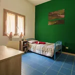 'e Monte Hostel *
