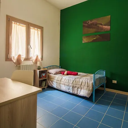 'e Monte Hostel *