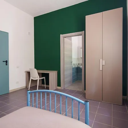 'e Monte Hostel